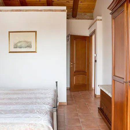Casa Antichi Poderi Dei Gallina * Neive